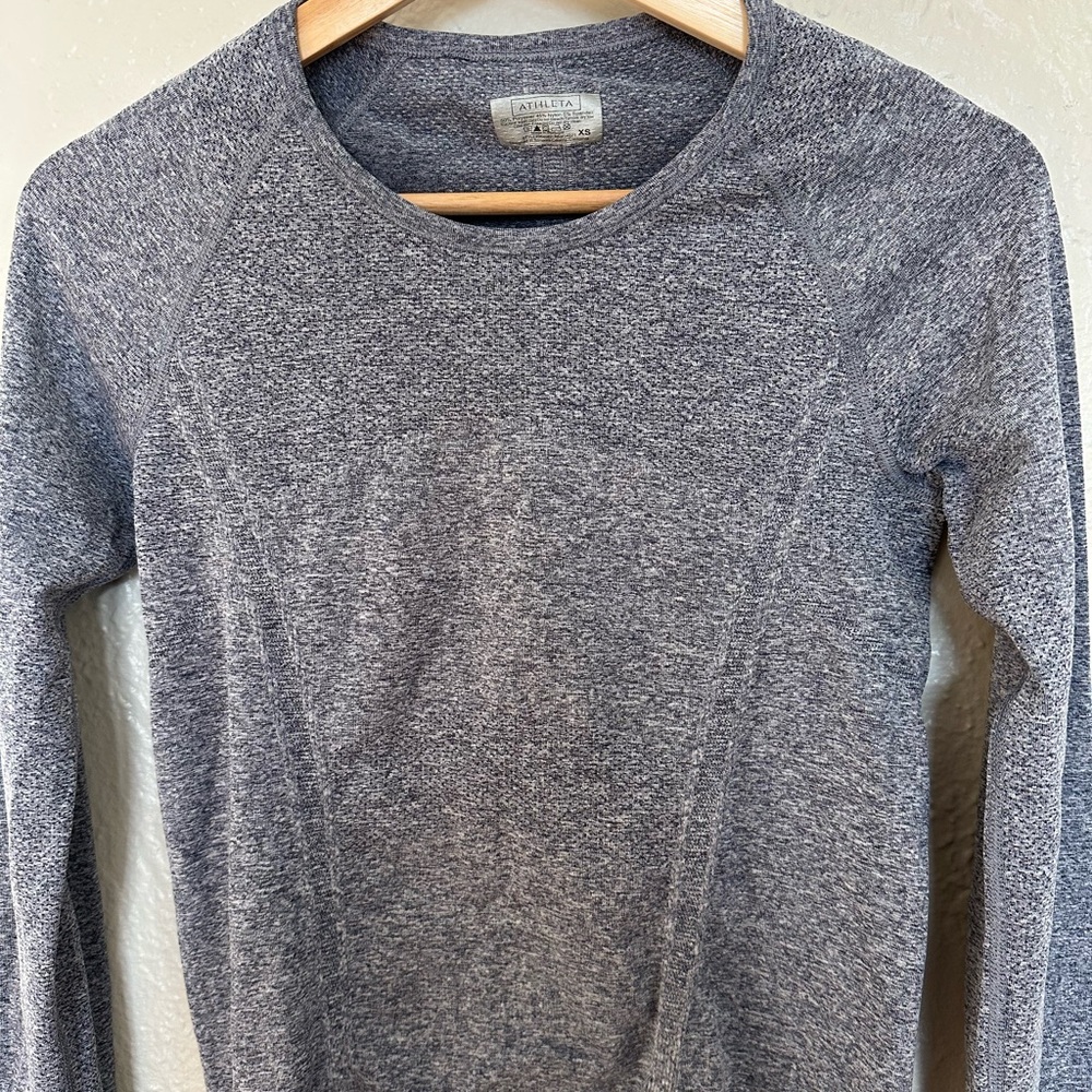Women’s Athleta Athletic Running Long Sleeve Shirt